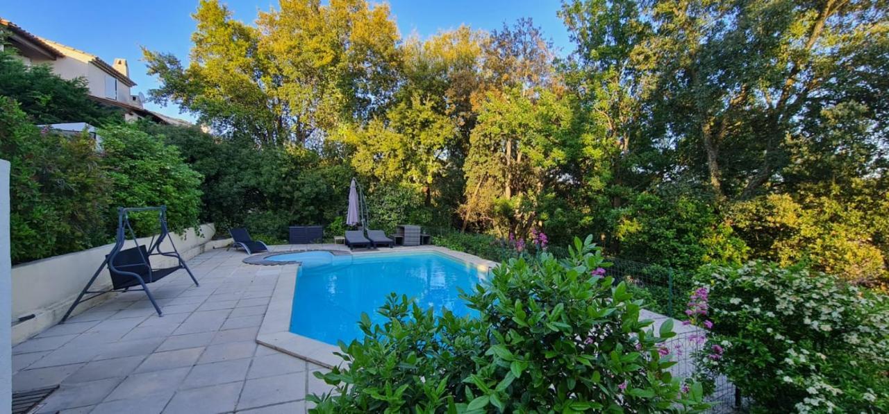 Saint Raphael - Appartement Dans Villa Au Calme A Valescure Y- Prix Inchanges Zewnętrze zdjęcie