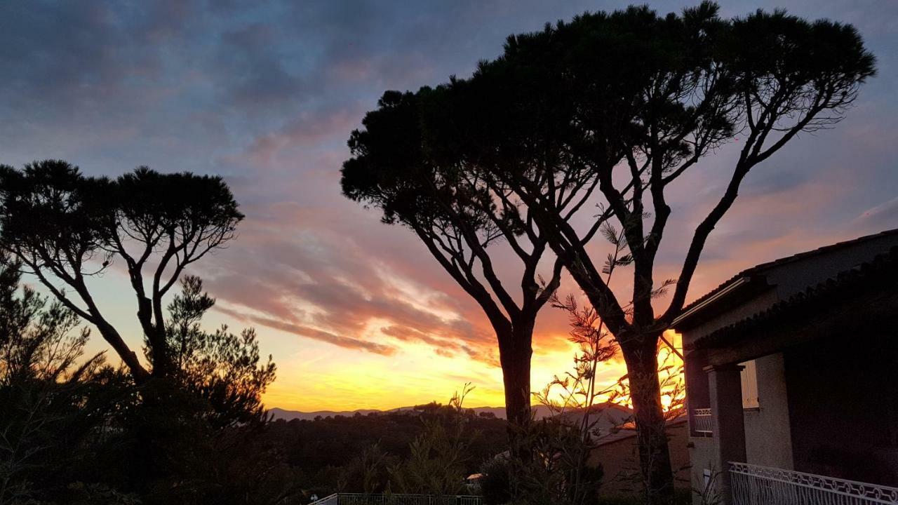 Saint Raphael - Appartement Dans Villa Au Calme A Valescure Y- Prix Inchanges Zewnętrze zdjęcie